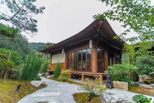 無(wú)錫本心廬拈花禪房客棧